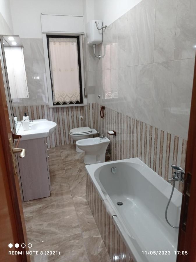 Domus Dali' Apartment Napoli Ngoại thất bức ảnh