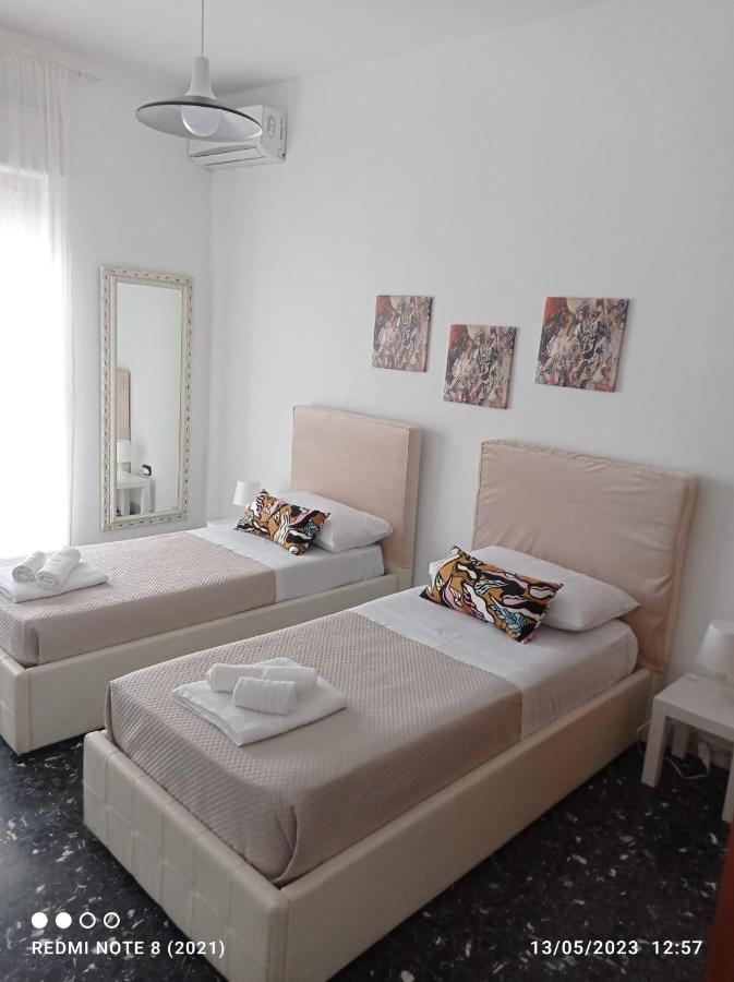 Domus Dali' Apartment Napoli Ngoại thất bức ảnh
