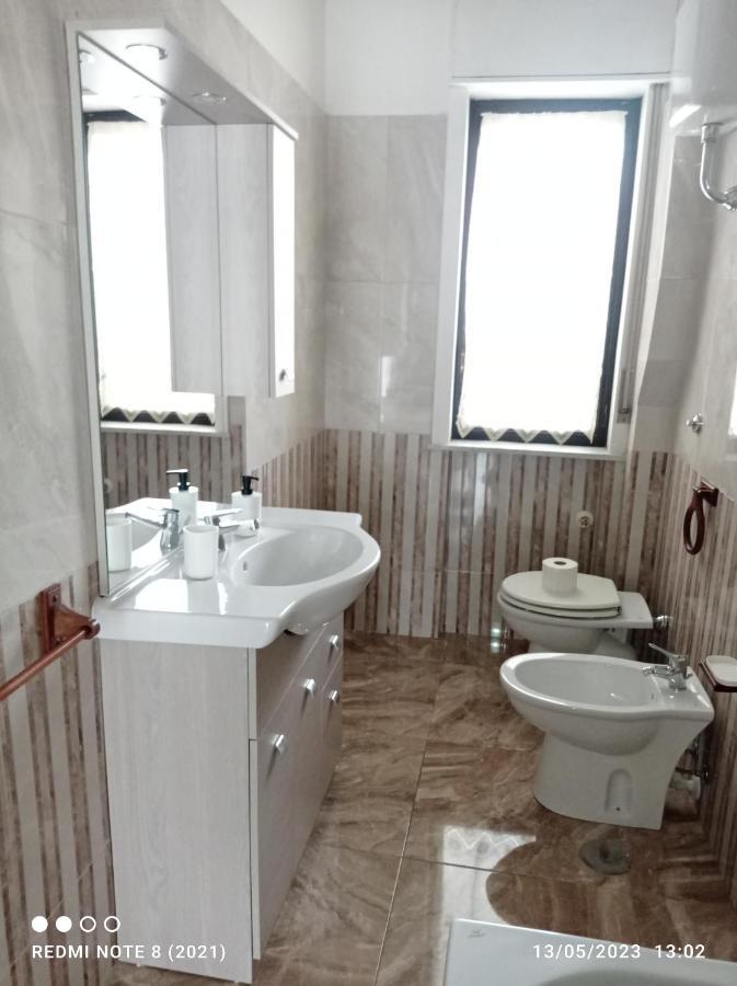 Domus Dali' Apartment Napoli Ngoại thất bức ảnh